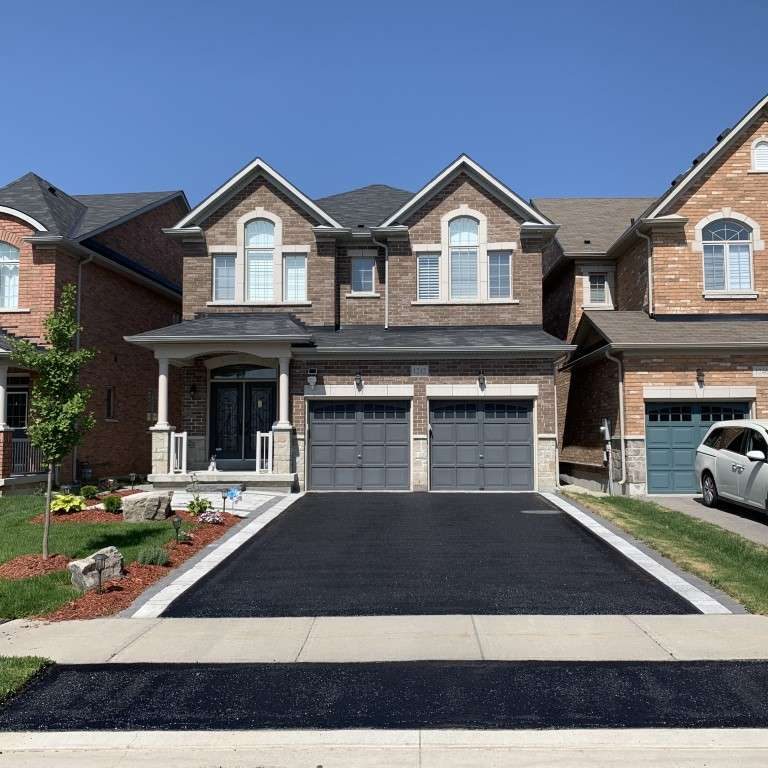 driveway-sealing-by-ahs-8 (1)